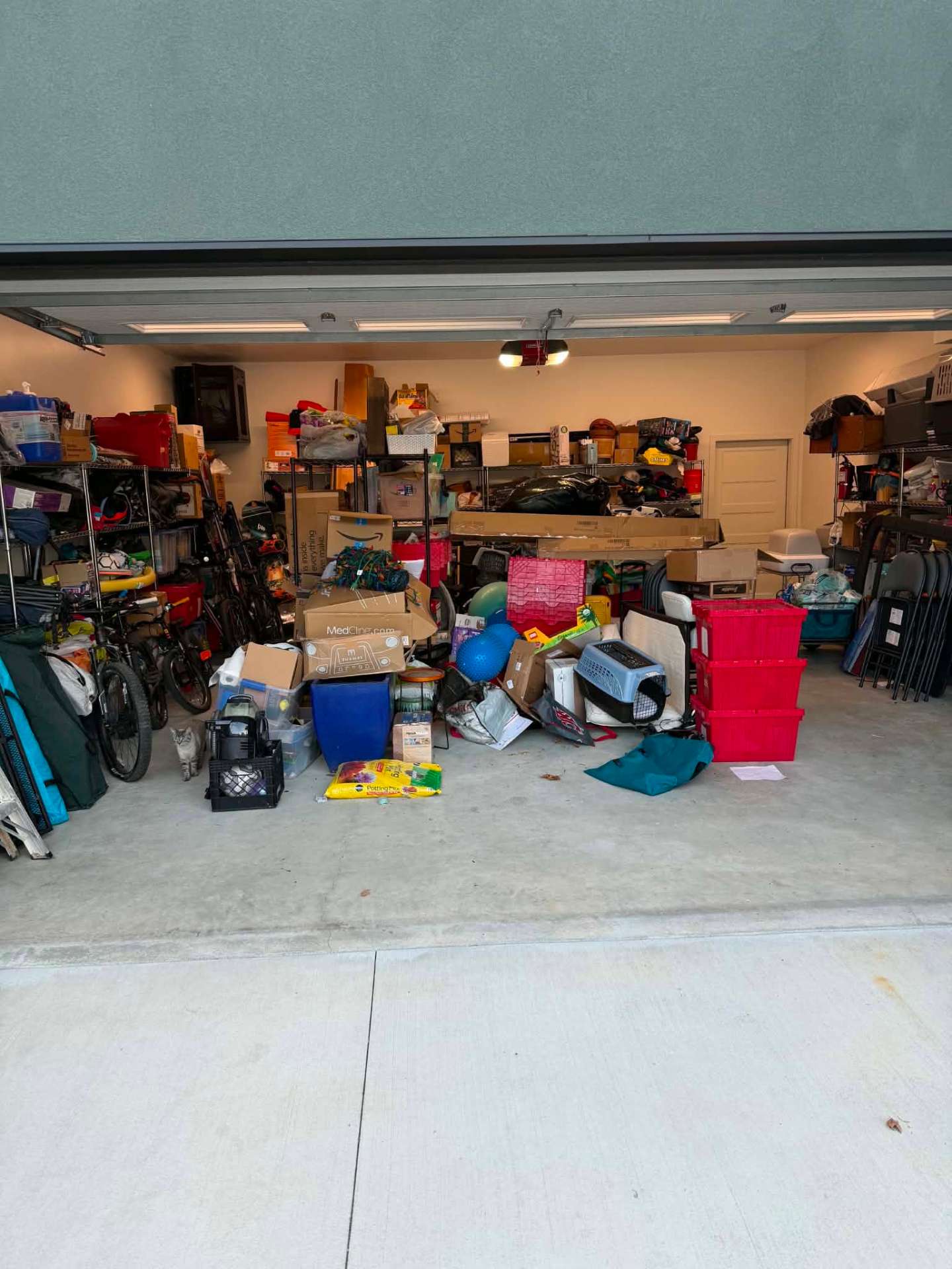 Before photo, Full garage declutter and reorganization in the Wenatchee Valley