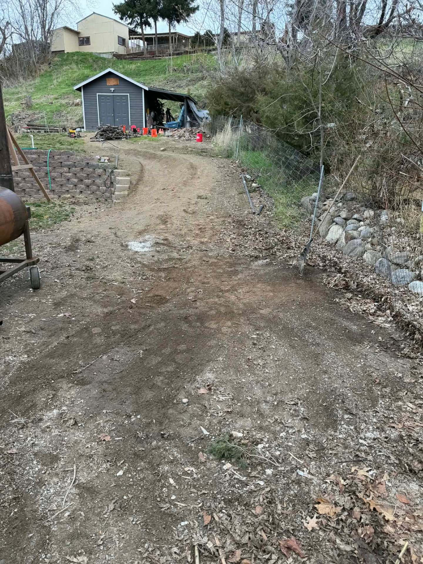 After photo, Side yard light junk hauling and property cleanup in Wenatchee, WA